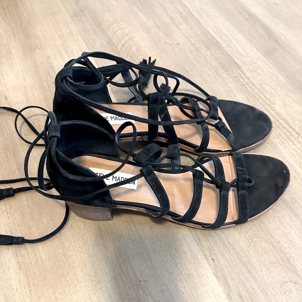 Steve Madden Black heeled sandals - 8.5